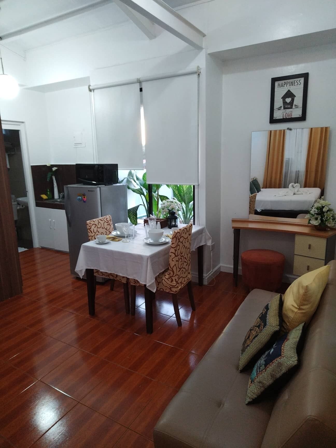 Foto - Makati Riverside Inn