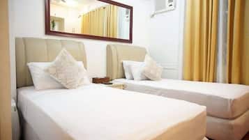 Phòng đôi hoặc 2 giường đơn cơ bản | Bộ đồ giường cao cấp, chăn bông, nệm có lớp đệm bông