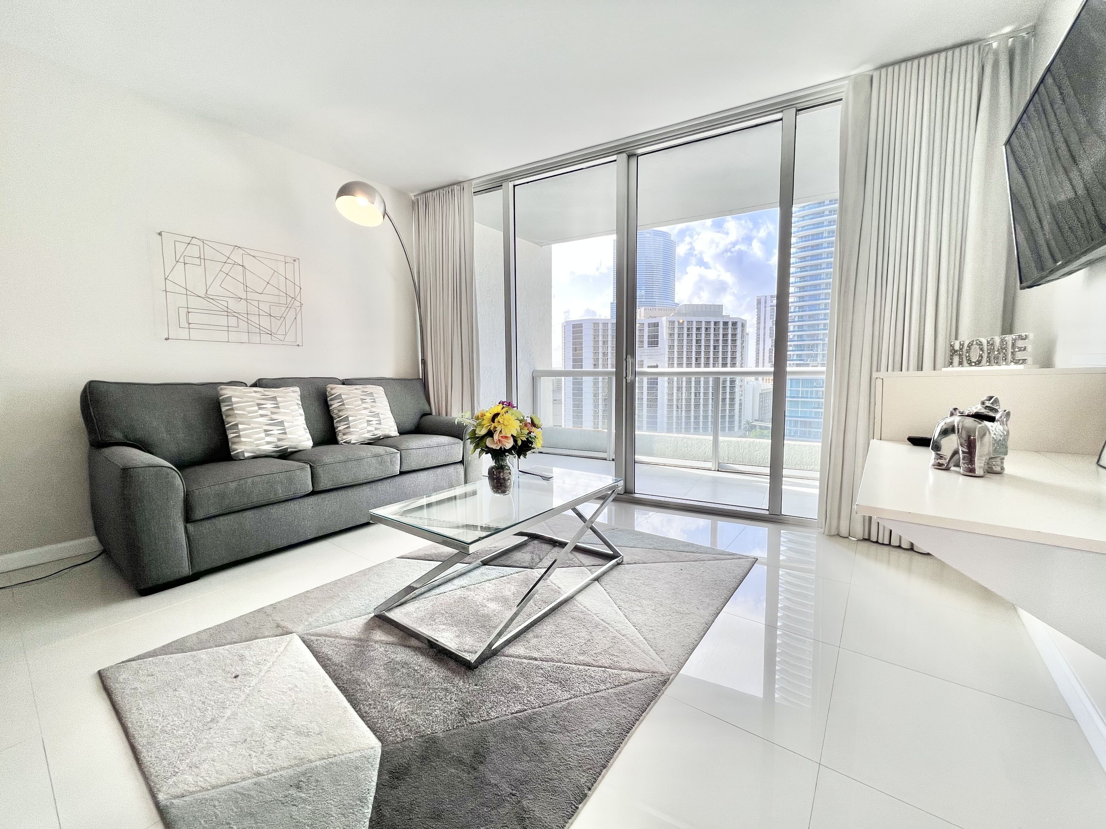 Icon Brickell Beautiful Apartment