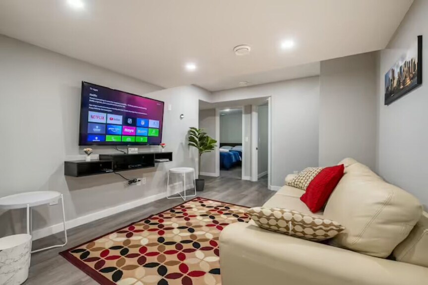 Luxury 2 Bedroom Suite - Alberta