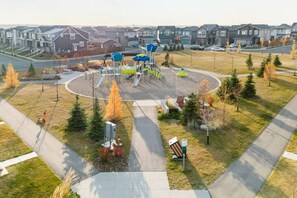 Children's area - Luxury 2 Bedroom Suite (Airdrie)