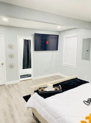 4 Schlafzimmer, Bügeleisen/Bügelbrett, kostenloses WLAN, Bettwäsche