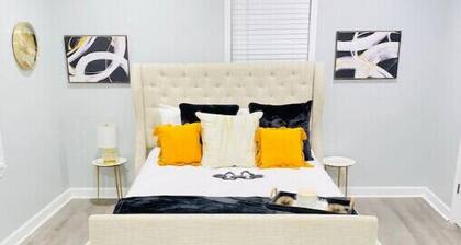 “New Listing” The Latest Luxurious Blue Cheetah!<br>4Bed 3Bath