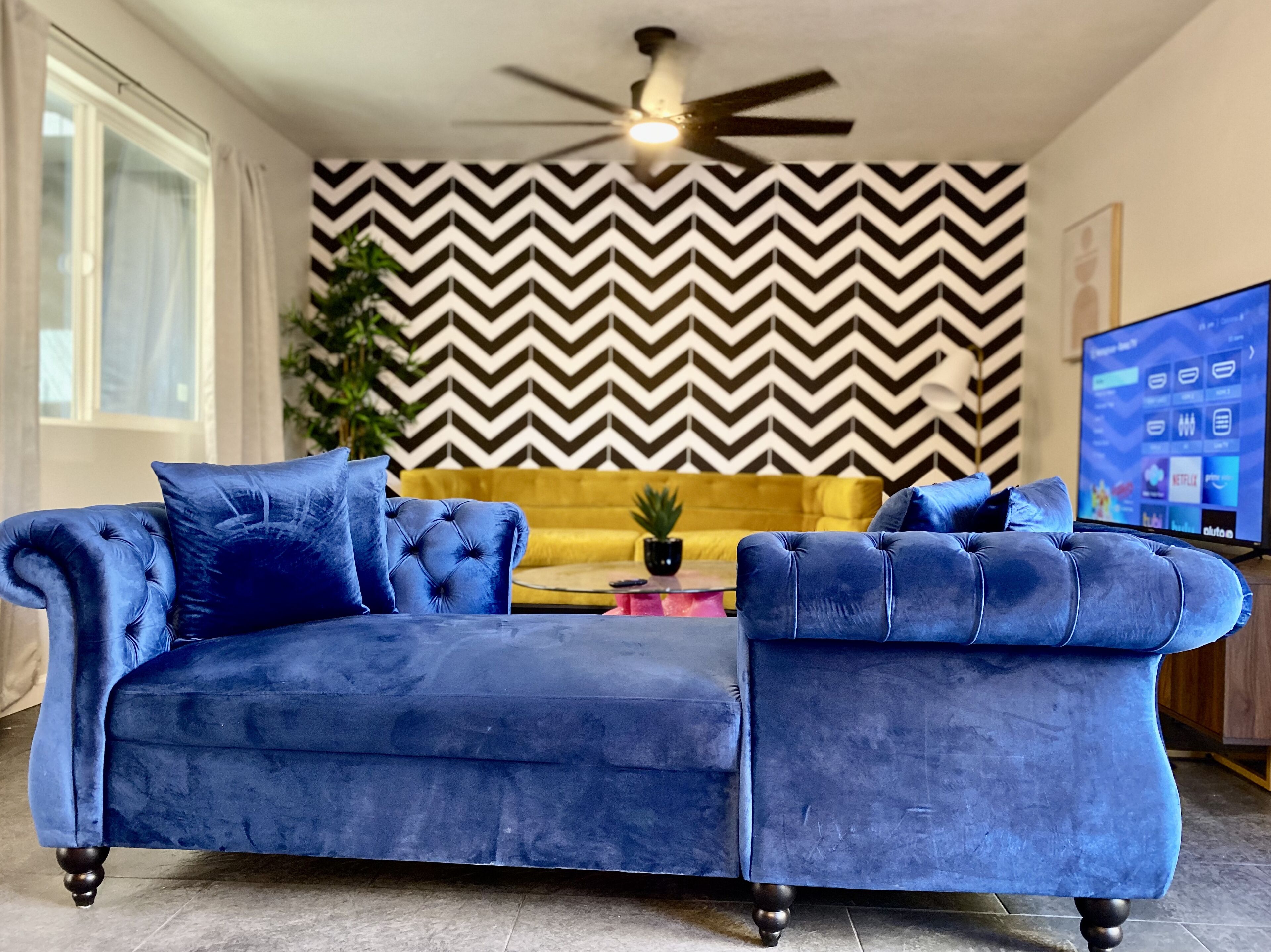 Double the Space- 5 bd/4 bath with POOL