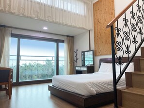 Chambre Double Standard | Bureau, espace de travail pour ordinateur portable