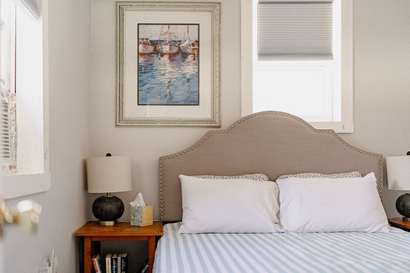 2 chambres, fer et planche à repasser, accès au Wi-Fi (inclus)