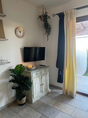 Interior - Corner of paradise ... (Pittulongu)