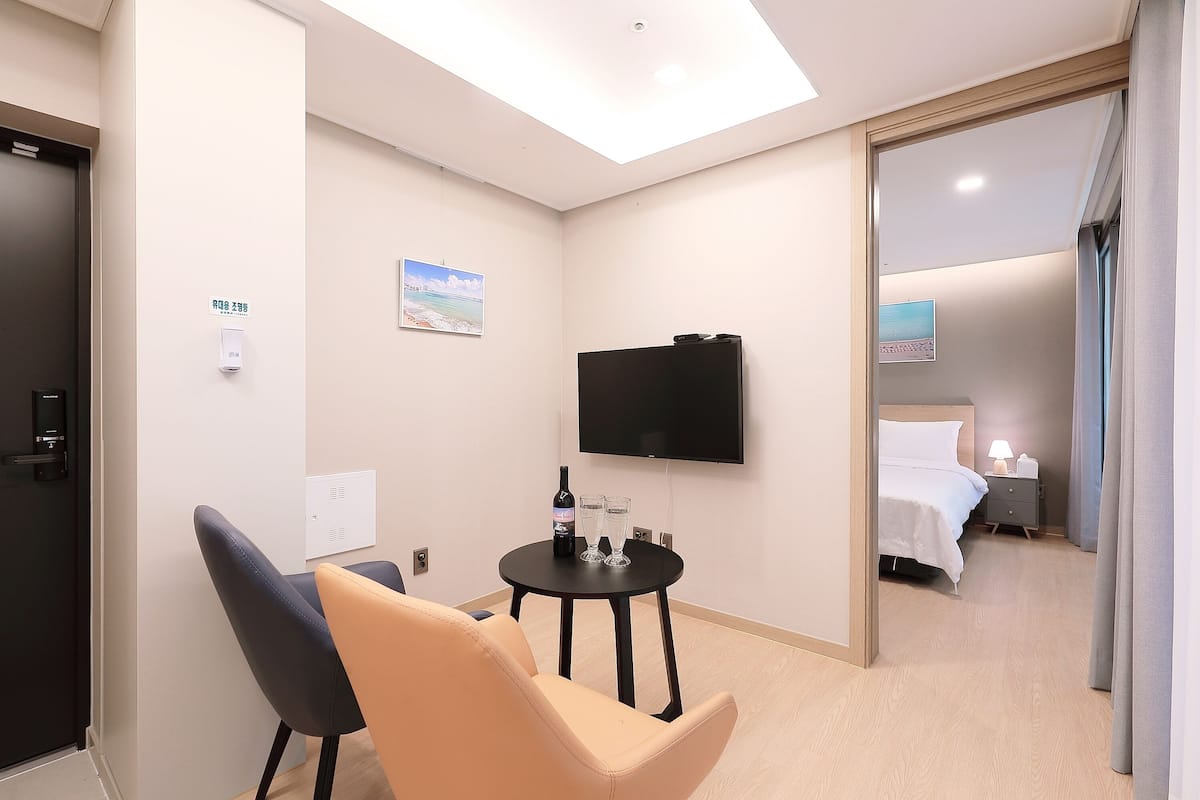 Superior Double Plus | Literie de qualité supérieure, Wi-Fi gratuit, draps fournis