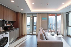 Deluxe Ocean Plus | Premium bedding, free WiFi, bed sheets - SoTA Collection The Haeundae  (Busan)