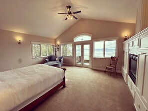 5 bedrooms, free WiFi, bed sheets - Gorgeous Cozy Spacious Bayfront home with Stunning Views and Beach Access (Homer)