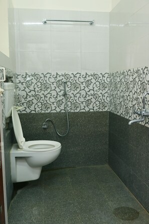 Towels, soap, shampoo