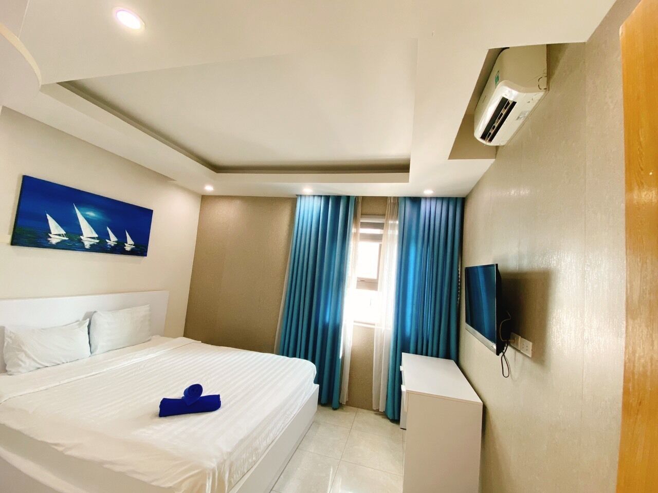 Basic-lejlighed | 1 soveværelse, mørklægningsgardiner, strygejern/strygebræt, gratis Wi-Fi