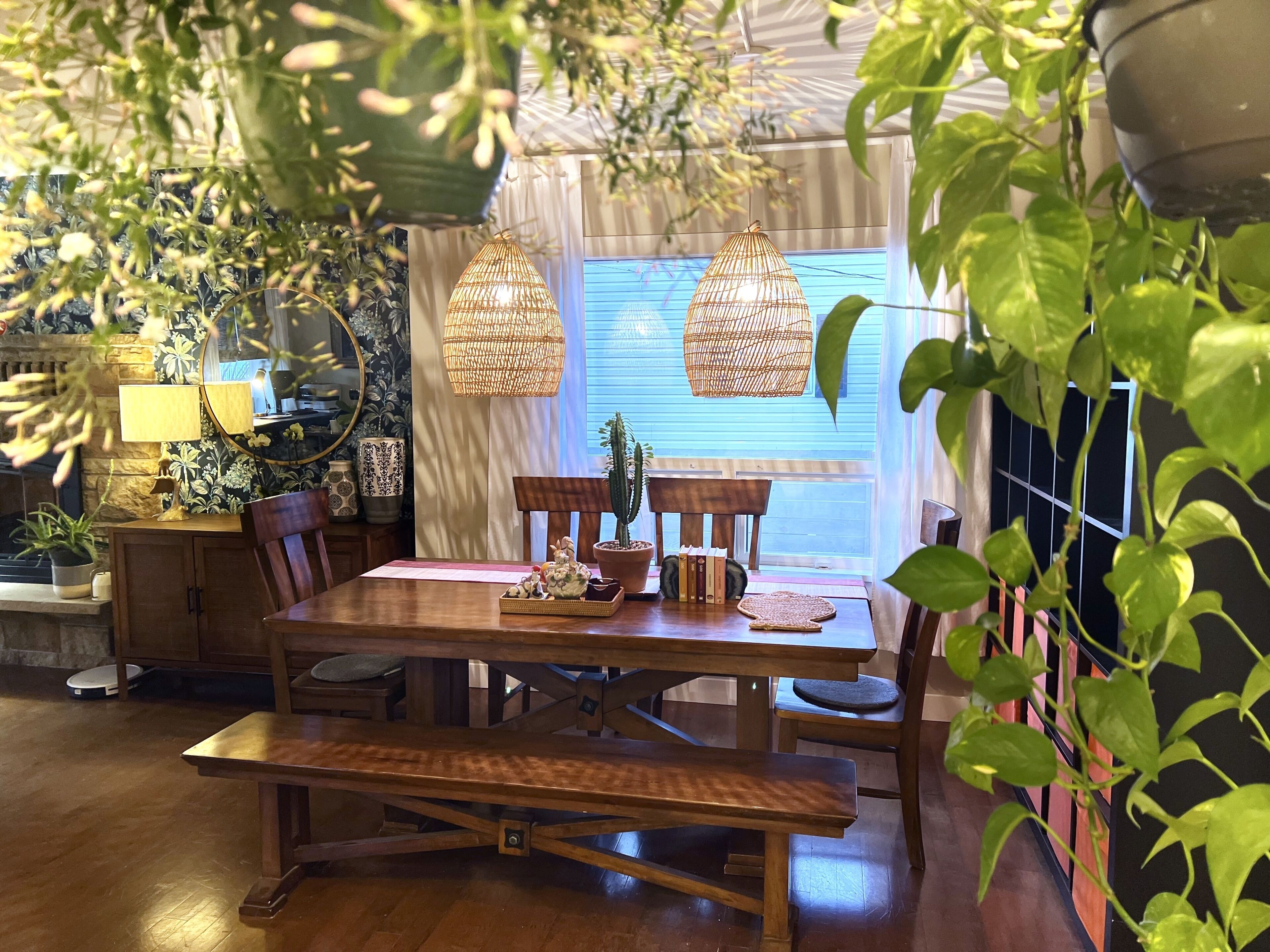 Walking Distance to Lake Washington and Shopping