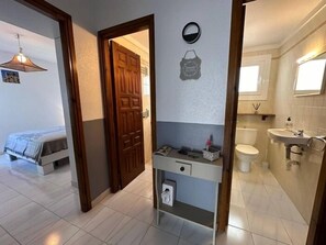 2 bedrooms, internet, bed sheets - Lovely flat with pool and mountain views AV 28 (Rosas / Roses)