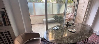 Loue Beau Studio Tout Confort en Plein Centre de Monaco