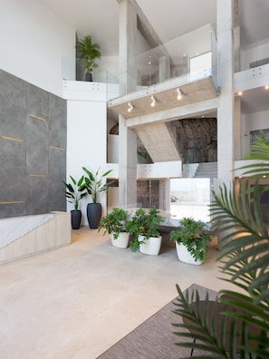 Reception - Crystal I Luxury Apartments (Santiago del Teide)