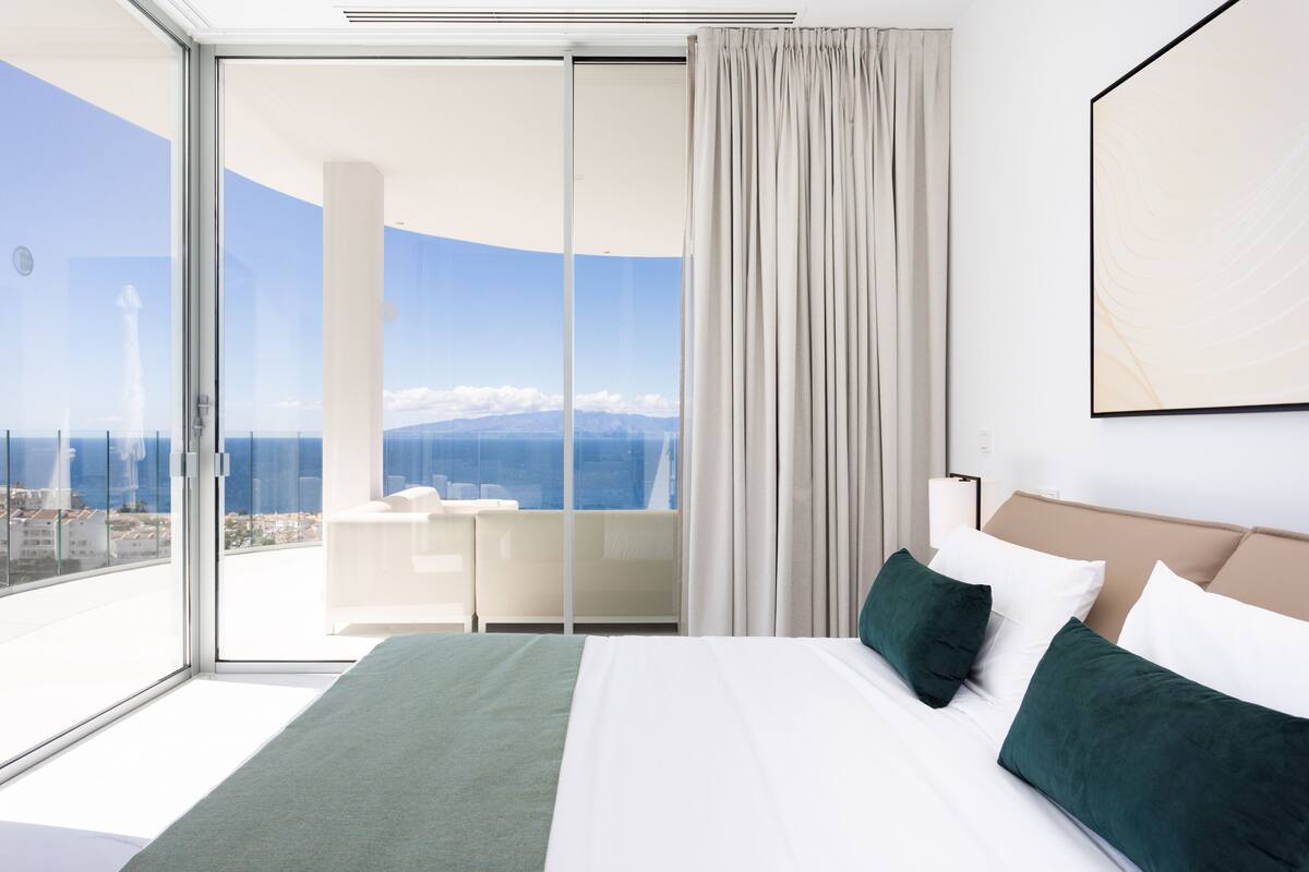 Suite, 2 habitaciones, piscina privada (C4.2) | Ropa de cama de alta calidad y edredones de plumas