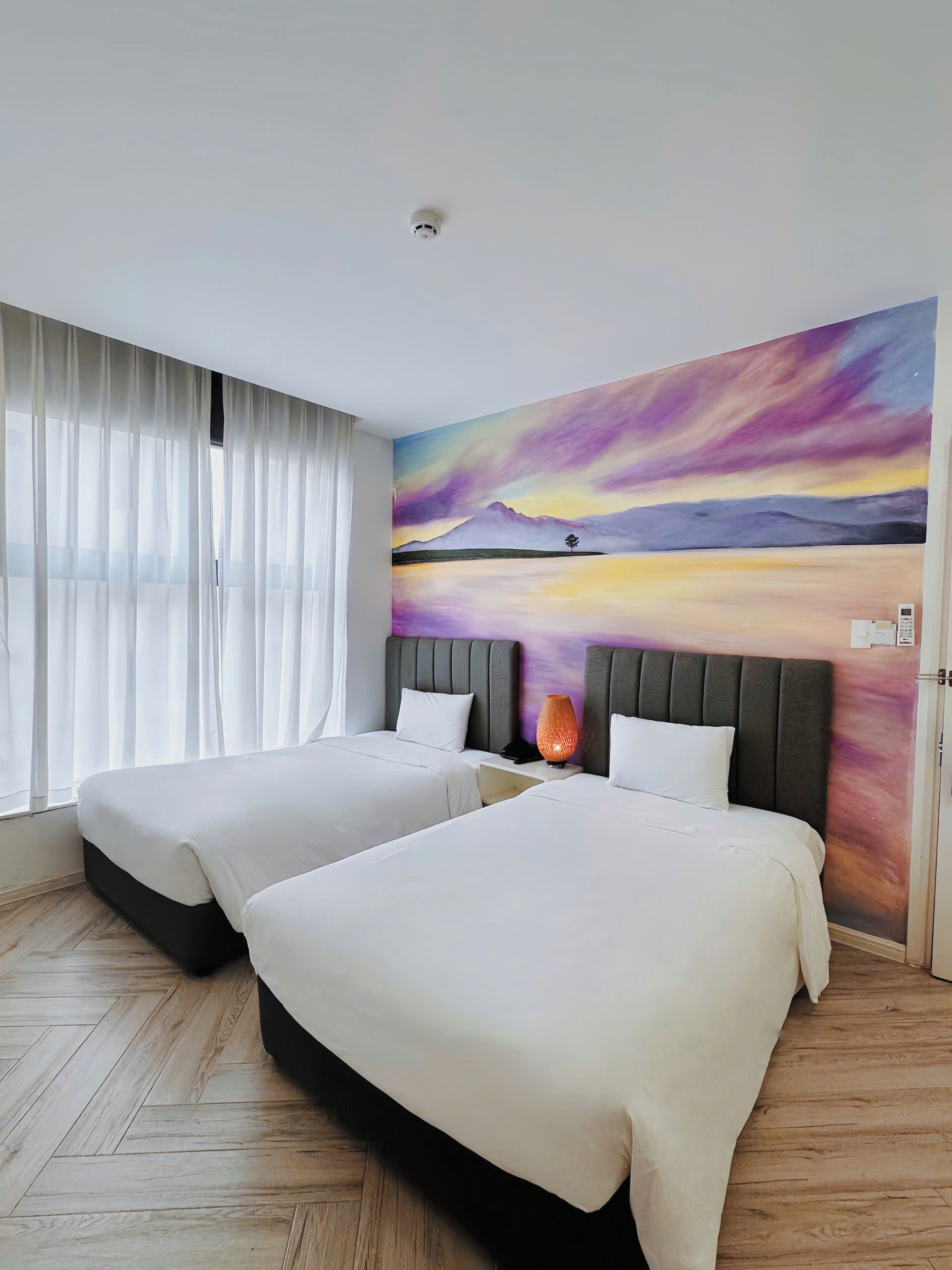 Standard Twin Room, 2 Twin Beds | Free minibar items, free WiFi, bed sheets