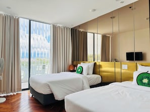 Family Apartment, 2 Bedrooms | Living area | Smart TV - Len's Hotel (Da Lat)