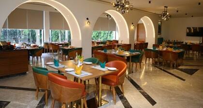 SRM Hotel Maraimalai Nagar