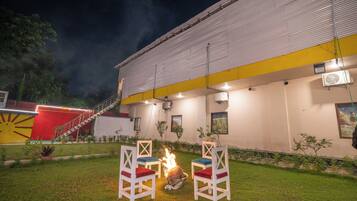 Entrée de l’hébergement