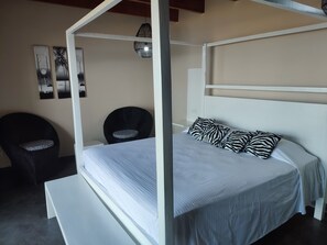 Individuelt dekorert, skrivebord og skrivebord for bærbar PC