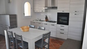 Private kitchen - Apt. Garden 2A (San Teodoro)