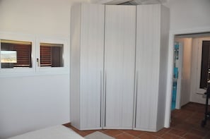 2 dormitorios, tabla de planchar con plancha, wifi