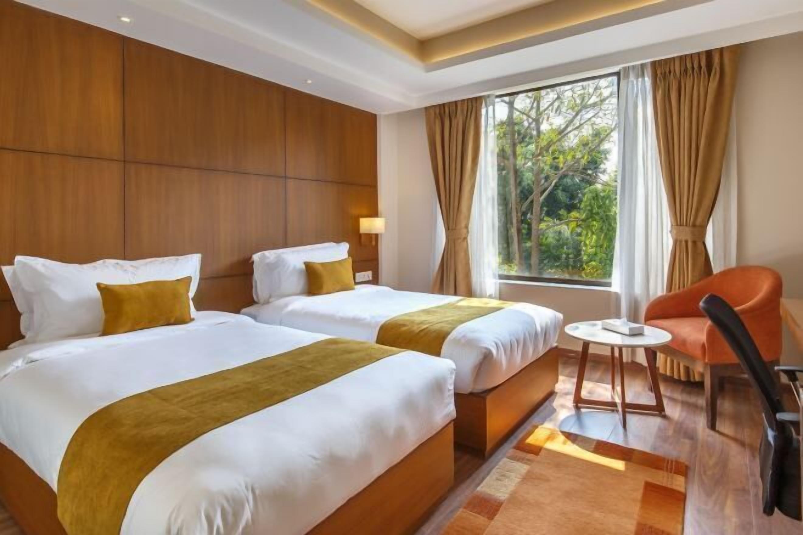 迷你吧、書桌、熨斗/熨衣板、免費無線上網