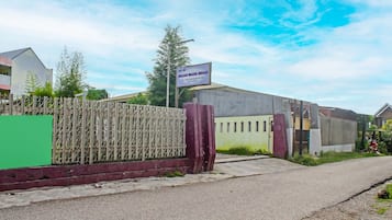Façana frontal de l'allotjament