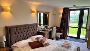 Unclassified image, 3 of 11, button - Fernhill Hotel (Rochdale)