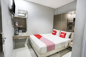 Habitación doble Deluxe | Escritorio, espacio para trabajar con laptop y wifi gratis