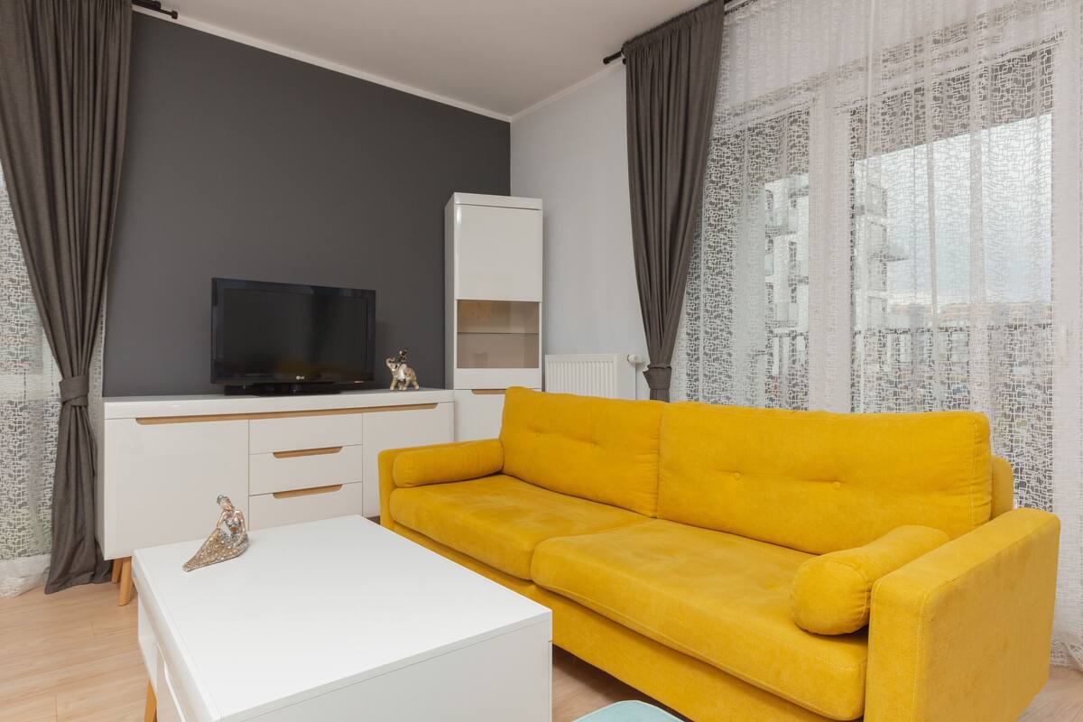 Apartment, 1 Bedroom, Balcony | 2 bedrooms, bed sheets