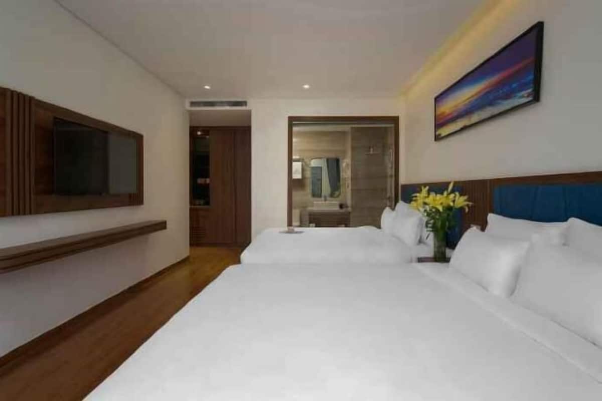 1 bedroom, Frette Italian sheets, premium bedding, Select Comfort beds