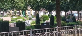 Idyllische Ferienwohnung mit Balkon und Großer Gartenanlage