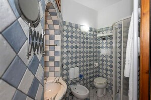 Handdoeken, toiletpapier