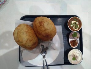 Daily continental breakfast for a fee - Diva Pushkar (Pushkar)