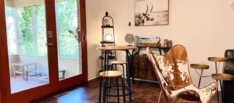 Beautiful-Patio-Ping Pong-Arcade fence yrd