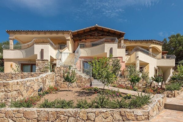 Exterior - Villa Princi 3B with Sea View (Olbia)