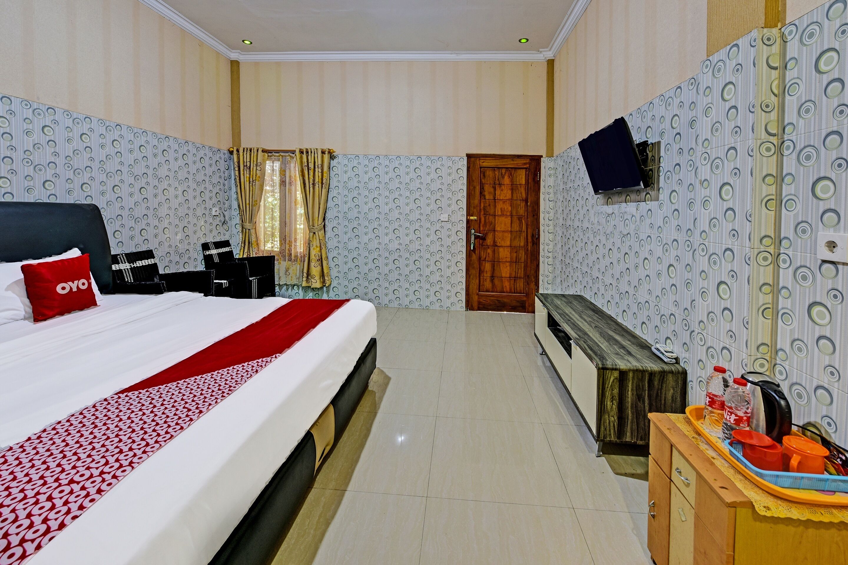 SPOT ON 91376 Hotel Bintang Flores