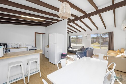 Sea Gem - Welcome to your coastal oasis – Sea Gem!