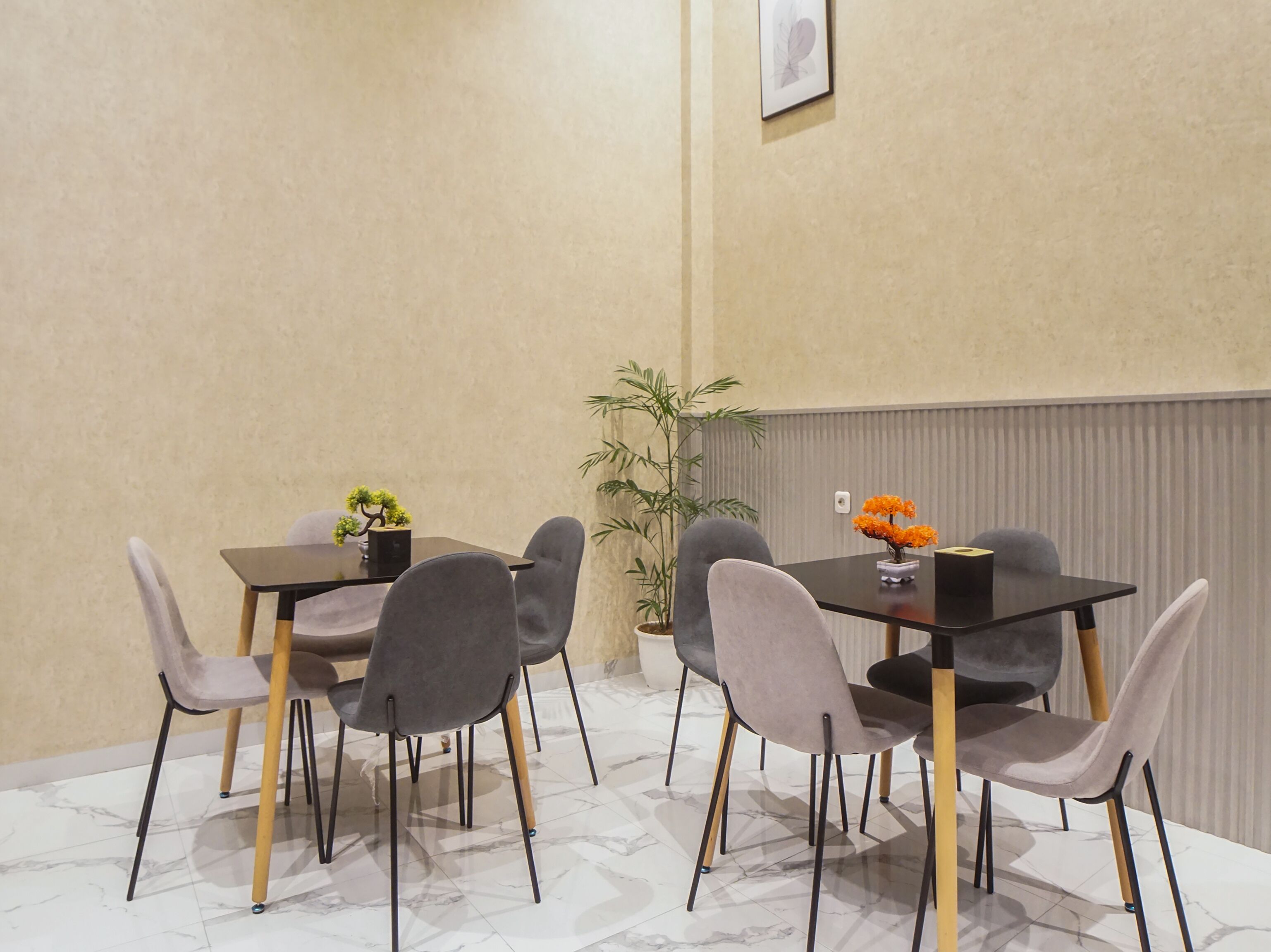 Foto - SUPER OYO Capital O 92066 Papakoel Hotel & Cafe