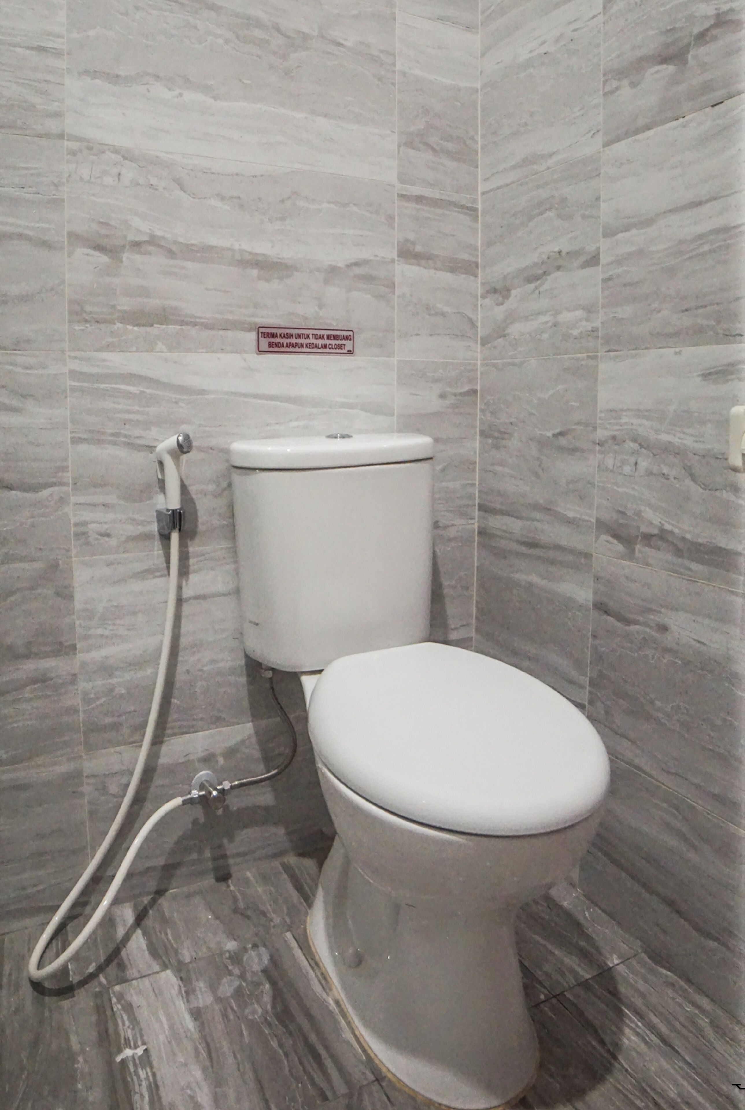 Foto - SUPER OYO Capital O 92066 Papakoel Hotel & Cafe