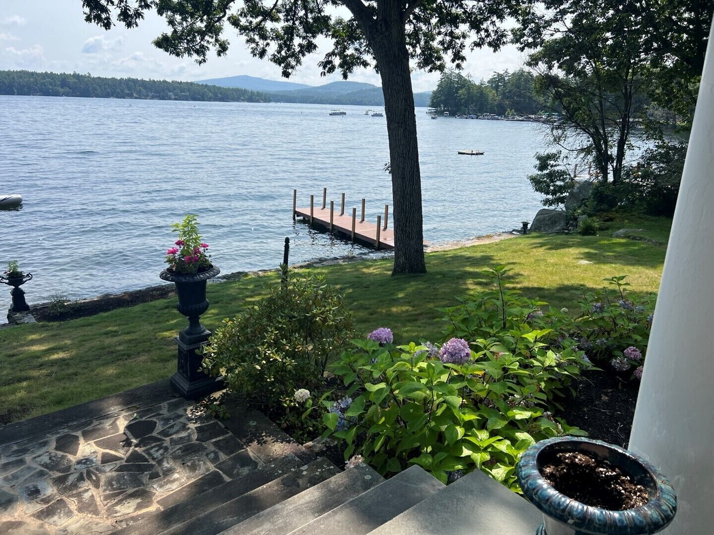 المنطقة المحيطة بالمنشأة