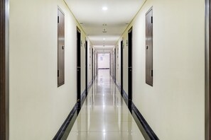 Lobby - Collection O 90205 Queen Rent Apartment Gateway Pasteur (Cimahi)