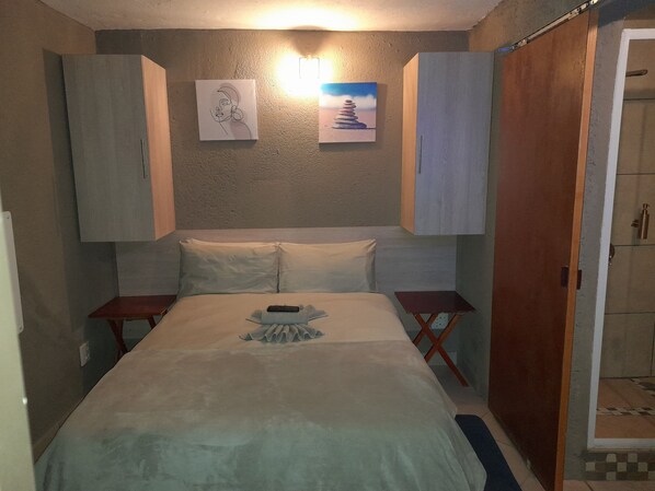 Double Room | Blackout drapes, iron/ironing board, free WiFi