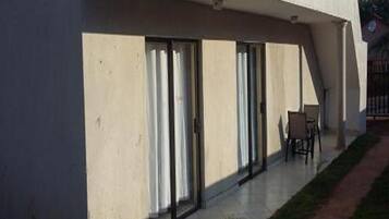 Standard Room | Blackout drapes, iron/ironing board, free WiFi