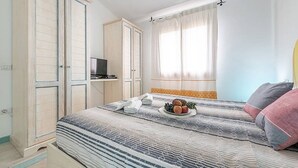 Room - Villa Princi 3cpA shared Swimming Pool (Olbia)