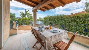 Terrace/patio - Villa Princi 3cpA shared Swimming Pool (Olbia)
