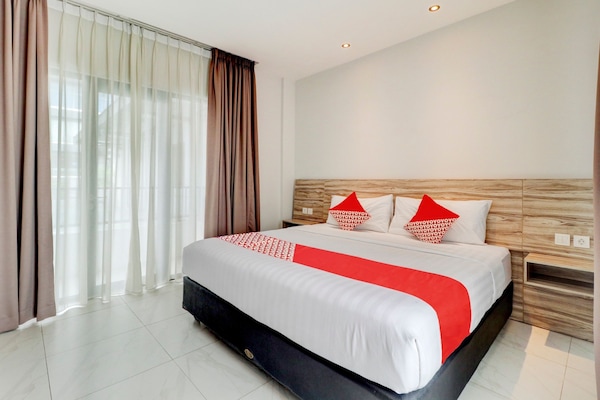 Kamar Double Deluks | Meja kerja, ruang kerja ramah laptop, Wi-Fi gratis, dan seprai linen